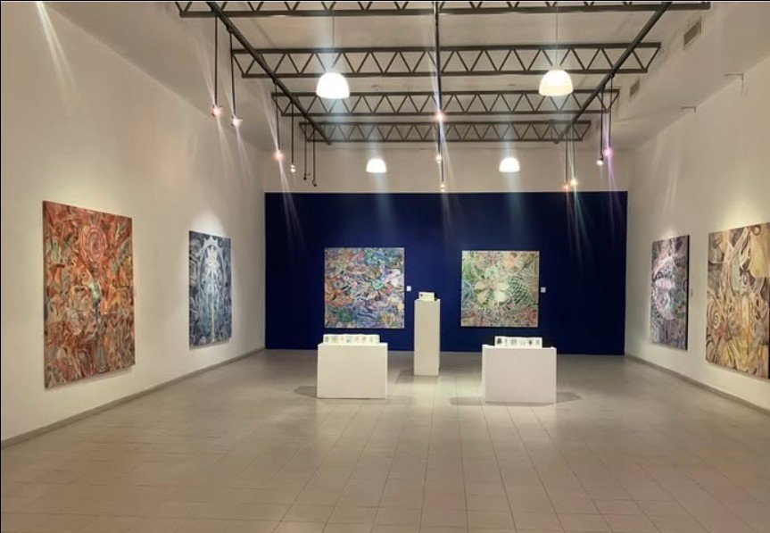 Marlen Loss: Un Pincel que Traza Puentes entre lo Espiritual y lo Cotidiano en el Desierto de Sonora 1 Marlen Loss: Un Pincel que Traza Puentes entre lo Espiritual y lo Cotidiano en el Desierto de Sonora