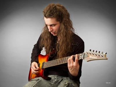 Robert Rodrigo: el virtuoso del shred que llevó el metal instrumental español al mundo